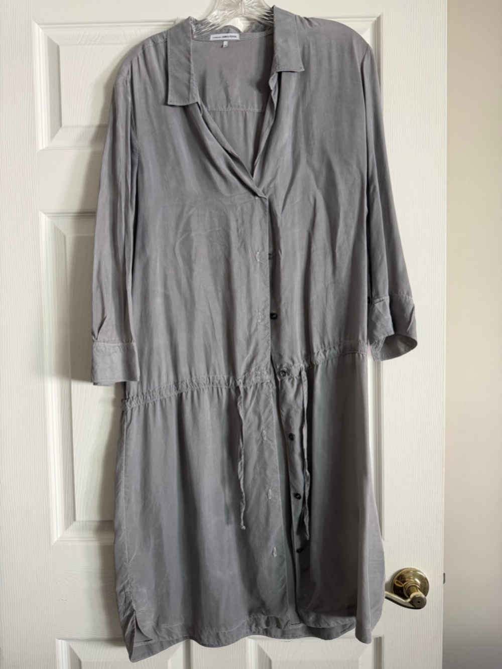 Standard James Perse in grey size 4